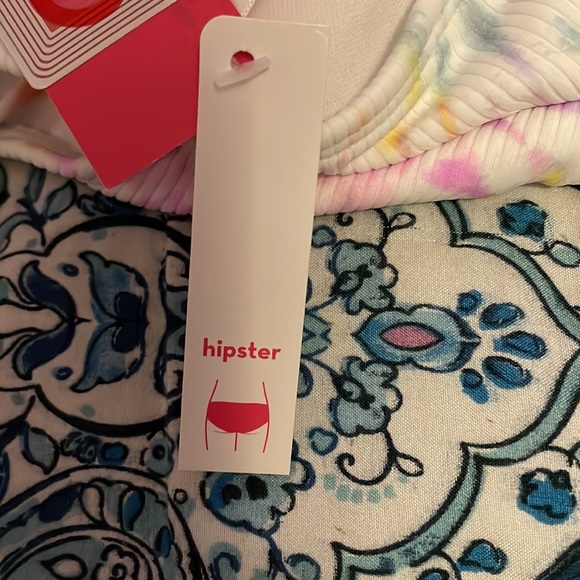 Xhilaration Tie Dye Bathing Suit - Picture 8 of 8